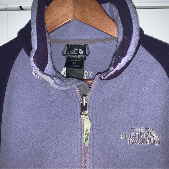 THE NORTH FACE Full Zip Fleece Jacket - Picture 2 of 11